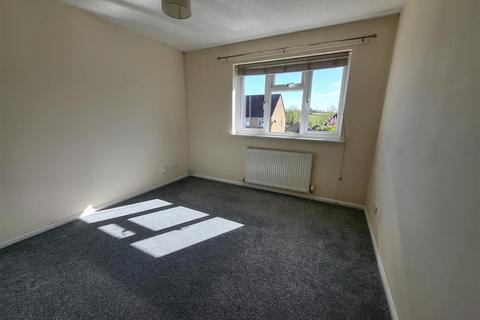11 Cherryfields, Gillingham, SP8 4TJ