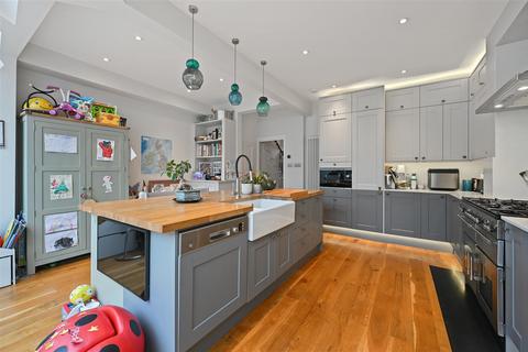 58 Bradmore Park Road, London, W6 0DT
