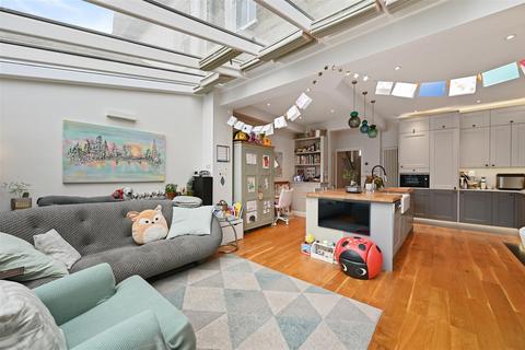 58 Bradmore Park Road, London, W6 0DT