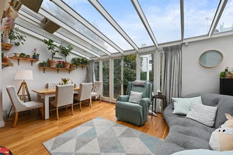 58 Bradmore Park Road, London, W6 0DT