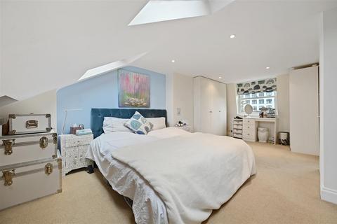 58 Bradmore Park Road, London, W6 0DT