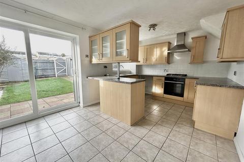 41 Neath Drive, Ipswich, IP2 9TA