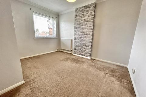 41 Neath Drive, Ipswich, IP2 9TA