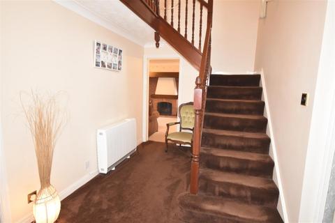 4 bedroom detached house for sale, Poplar Close, Sutton-On-Trent, Newark