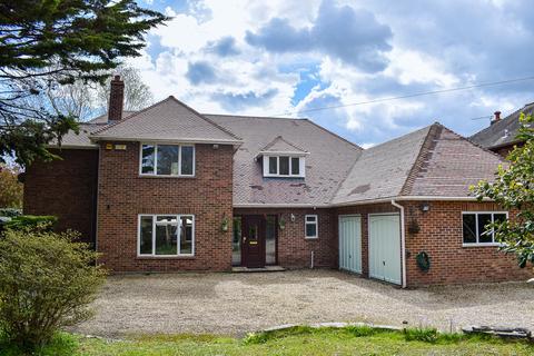 4 bedroom detached house for sale, Sway Road, New Milton, BH25