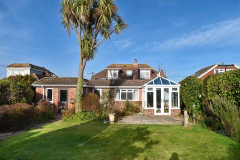 4 bedroom chalet for sale, Hengistbury Road, Barton on Sea, New Milton, BH25