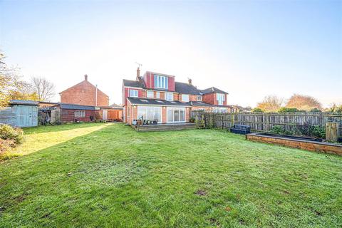 5 bedroom house for sale - Lismore Close, Maidstone
