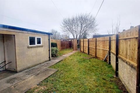 3 bedroom terraced house for sale, Churchill Way, Corsham