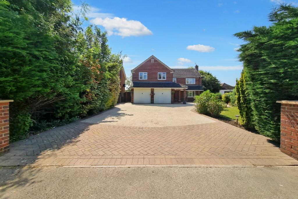 Spalding Road, Bourne 4 bed detached house for sale £519,000