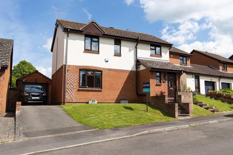 3 bedroom detached house for sale, James Orchard, Berkeley