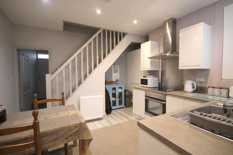 2 bedroom terraced house for sale - Regent Terrace, Harrogate, HG1 4BL