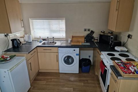 1 bedroom ground floor flat to rent, The Drive, Countesthorpe, Leicester, LE8