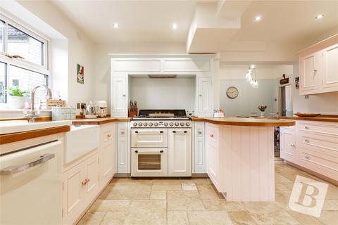 24 Devonshire Road, Hornchurch, RM12 4LQ