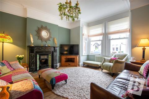 24 Devonshire Road, Hornchurch, RM12 4LQ