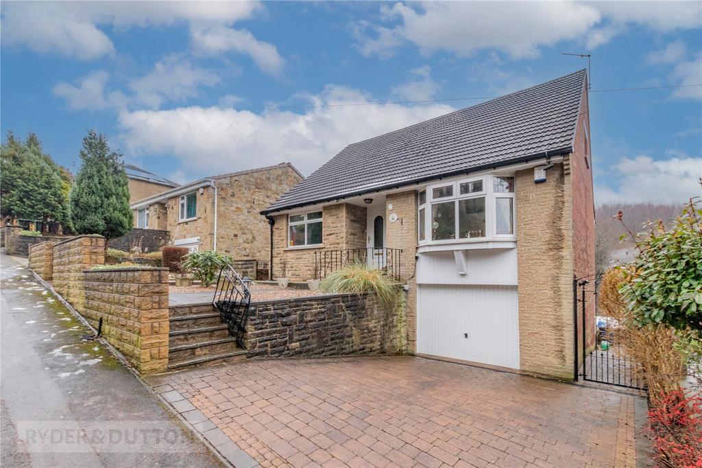 Lockwood Scar, Lockwood, Huddersfield, West Yorkshire, HD4 3 bed