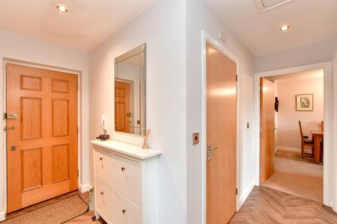 2 bedroom flat for sale, Rockwell Court, Tovil, Maidstone, Kent