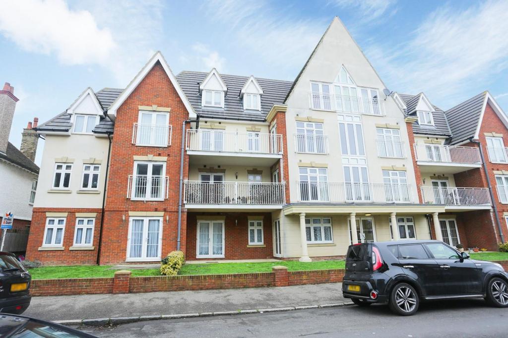 St. Mildreds Road, Ramsgate, CT11 2 bed flat for sale £179,950