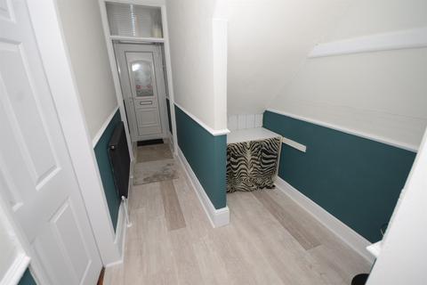 2 bedroom flat for sale, Alverthorpe Street, South Shields