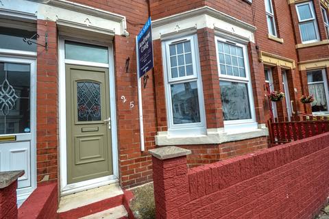 2 bedroom flat for sale, Alverthorpe Street, South Shields