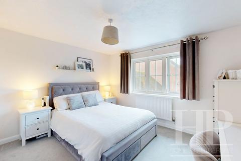 13 Bancroft Road, Maidenbower, Crawley, RH10 7WS