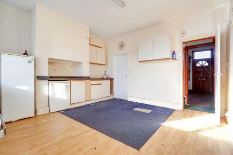 39 Wakefield Road, Streethouse, Pontefract, WF7 6BS