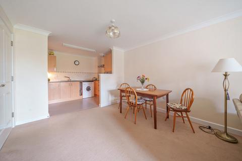 2 bedroom apartment for sale, Forest Close, Wexham, Slough