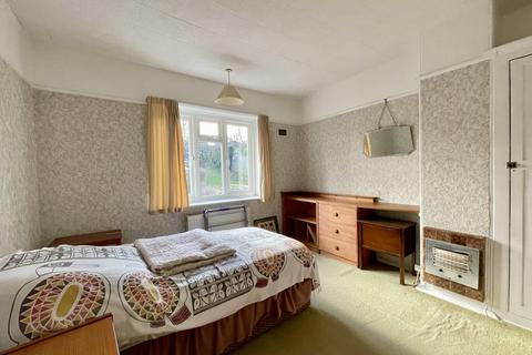 49 Cowick Hill, Exeter, EX2 9NQ