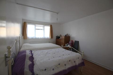 1 bedroom flat for sale, Firs House, Wood Green, London, N22