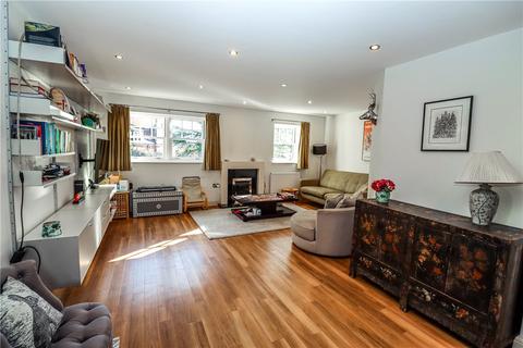 4 bedroom terraced house for sale, Warwick Road, St. Albans