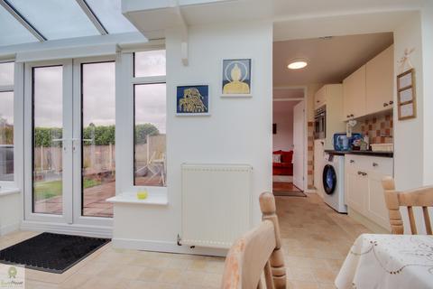 1 Pine Crescent, Stafford, ST17 0ND