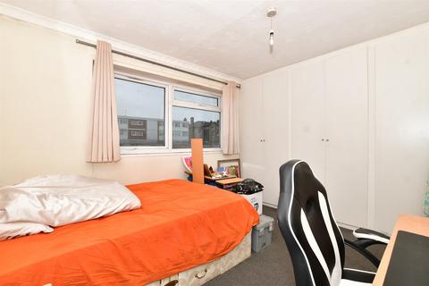 2 bedroom apartment for sale, Parkgate Road, Wallington, Surrey