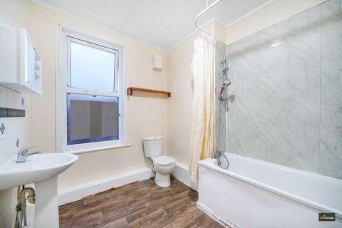 61 First Avenue, Manor Park, London, E12 6AW