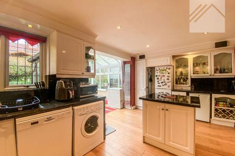 7 Kirby Close, Romford, RM3 9UE