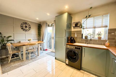38 Bramble Drive, Westbury, BA13 3UY