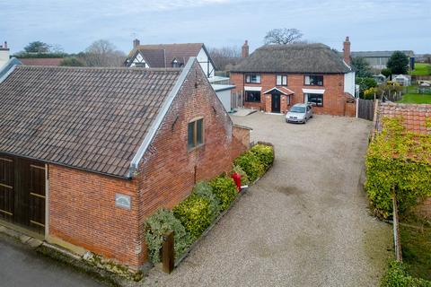 3 bedroom farm house for sale - Staithe Road, Martham, Great Yarmouth, NR29