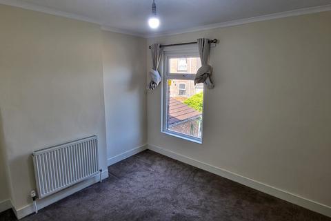 12 Ashton Road, Luton, LU1 3QE