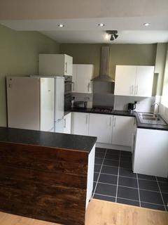 21 Downs Road, Luton, LU1 1QP