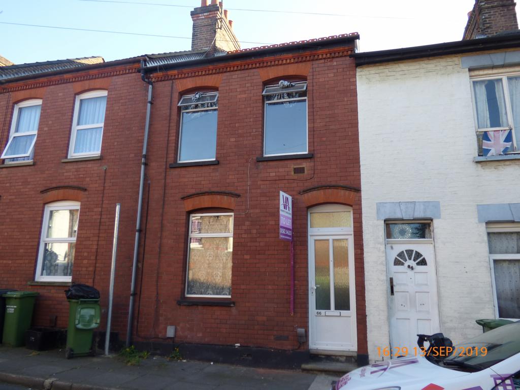 3 bedroom Terraced for sale
