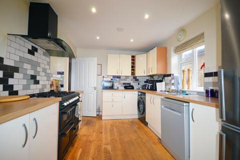 4 bedroom detached house for sale, Nichols Way, Raunds