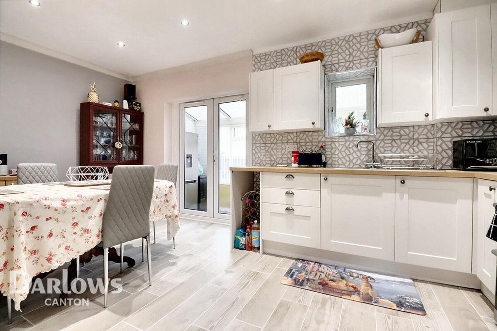 Highmead Road, Cardiff 3 bed semidetached house for sale £220,000