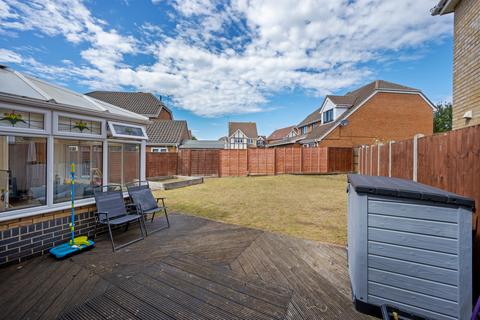 15 Lavender Close, Luton, LU2 7GD
