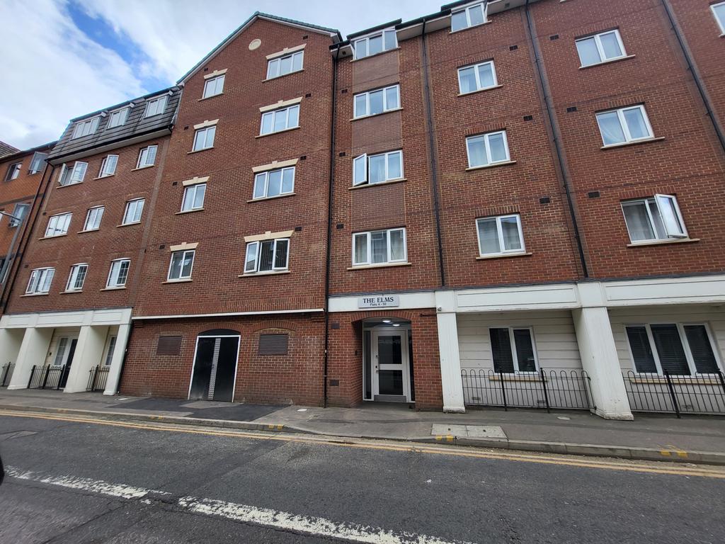 1 Bedroom Ground Flat for Sale