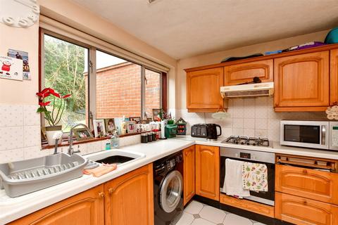 4 bedroom end of terrace house for sale, Slines Oak Road, Woldingham, Caterham, Surrey