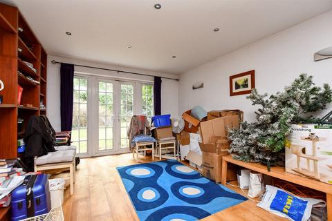 4 bedroom end of terrace house for sale, Slines Oak Road, Woldingham, Caterham, Surrey