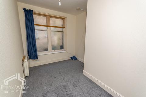 1 bedroom flat to rent, St Annes Road West, Lytham St Annes, Lancashire