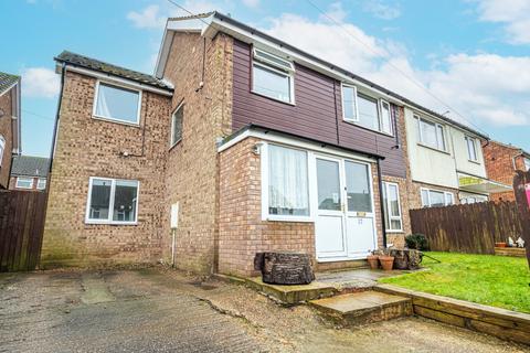 4 bedroom semi-detached house for sale, Lincoln Drive, Barton-Upon-Humber, North Lincolnshire, DN18