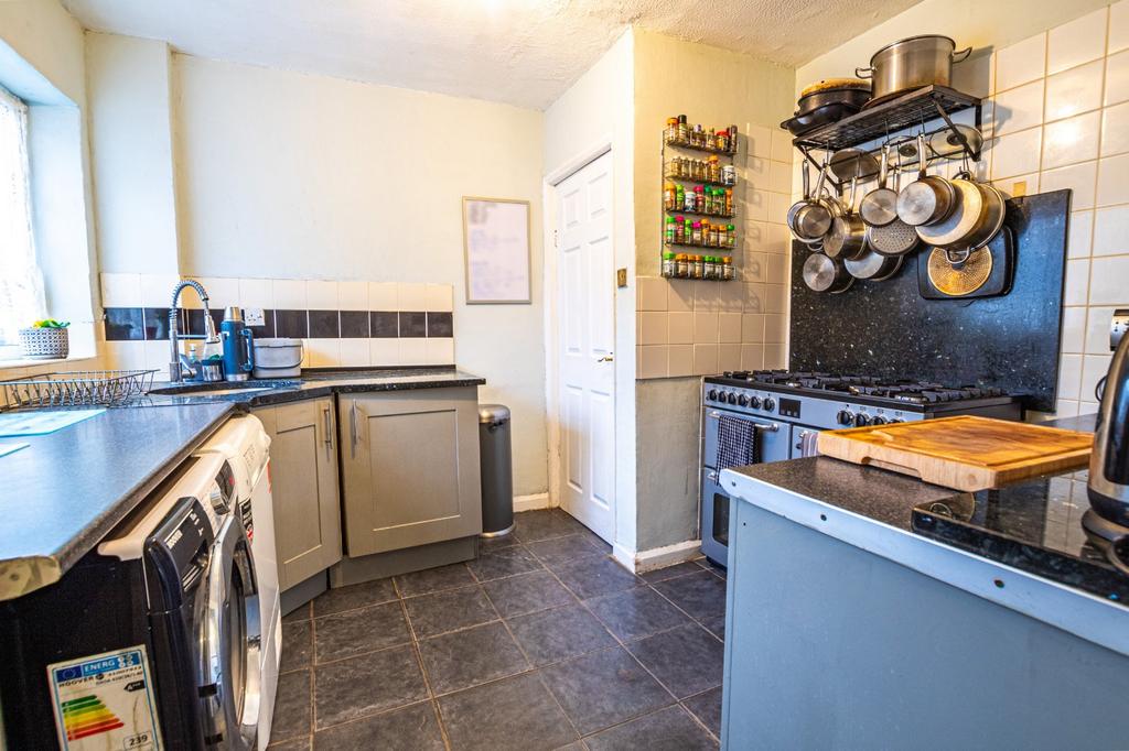 Kitchen 1