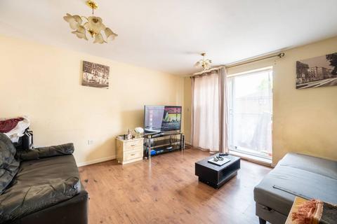 2 bedroom flat for sale, Wellspring Crescent, Wembley Park, Wembley, HA9