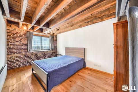 1 bedroom flat for sale, Port East Apartments, London E14