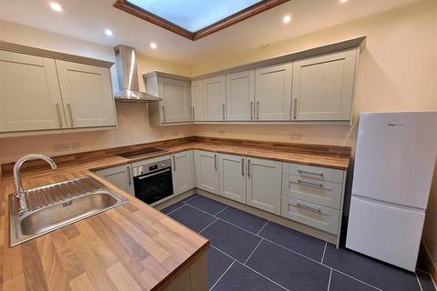 3 bedroom semi-detached house to rent, Richmond Road, Leyburn, North Yorkshire, DL8